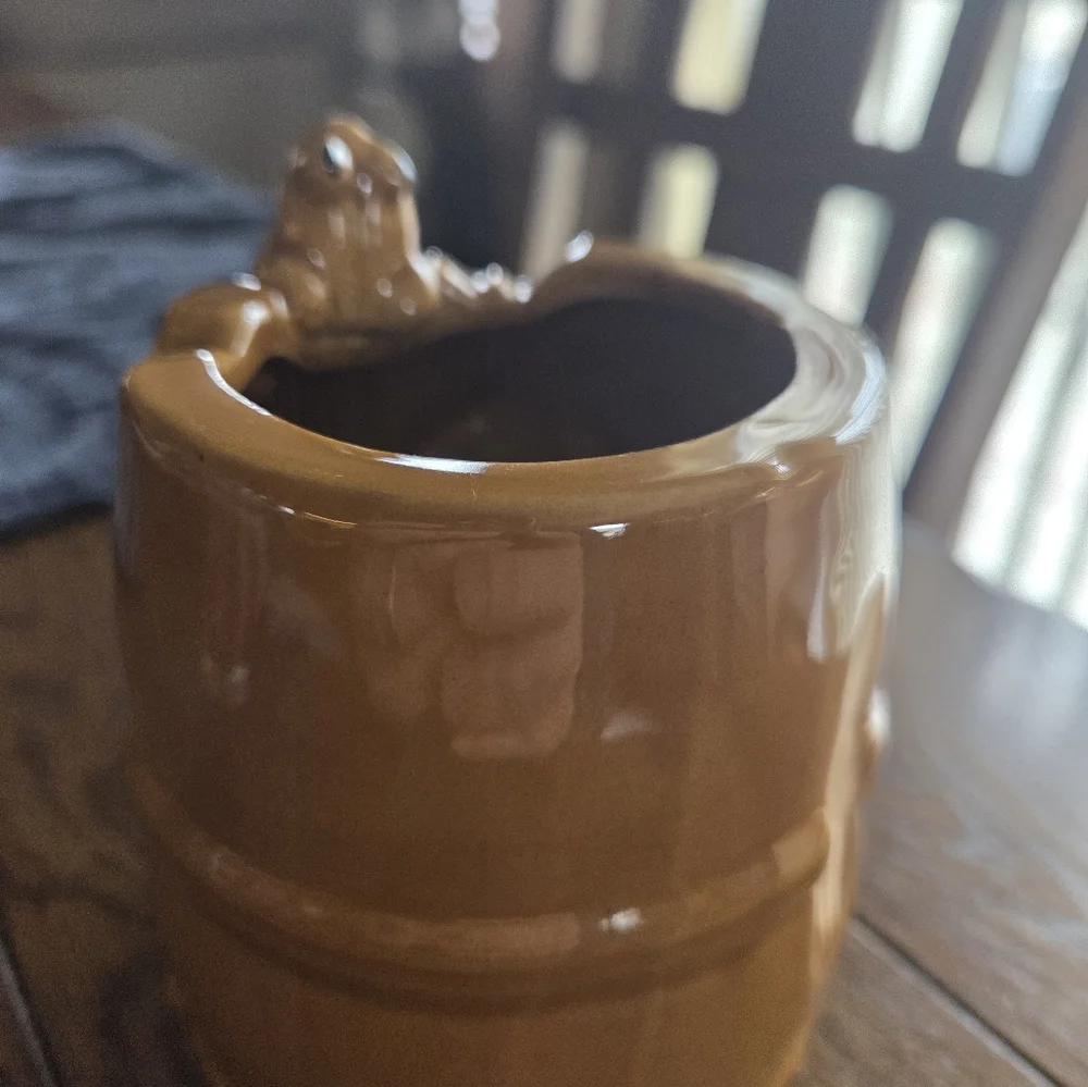 Vintage Majolica Frog & Lucky Bamboo Planter